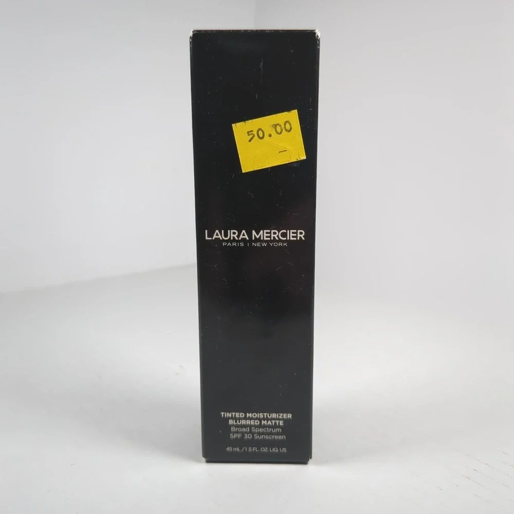 Laura Mercier Blurred Matte Tinted Moisturizer SPF 30 2N Maple 45ml New in Box